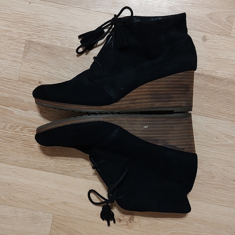 Dr. Scholl's Womens Dakota Faux Suede Wedge Booties Black Lace-up Tassels Size 6 - Picture 6 of 13